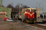 VR Dv16 #2031 shoving auto carrier on Track #1